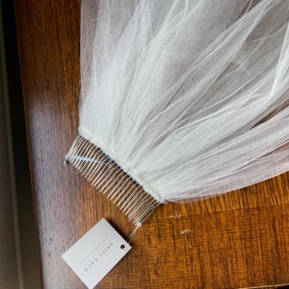 NWT Ariel Taub Charlotte Veil